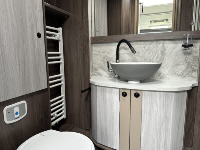 2025 Coachman Lusso III washroom